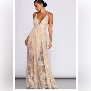 Brand new Windsor Gold dress- super cute and flattering